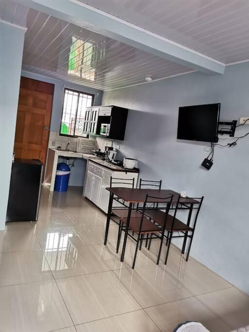 Apartment Con Dos