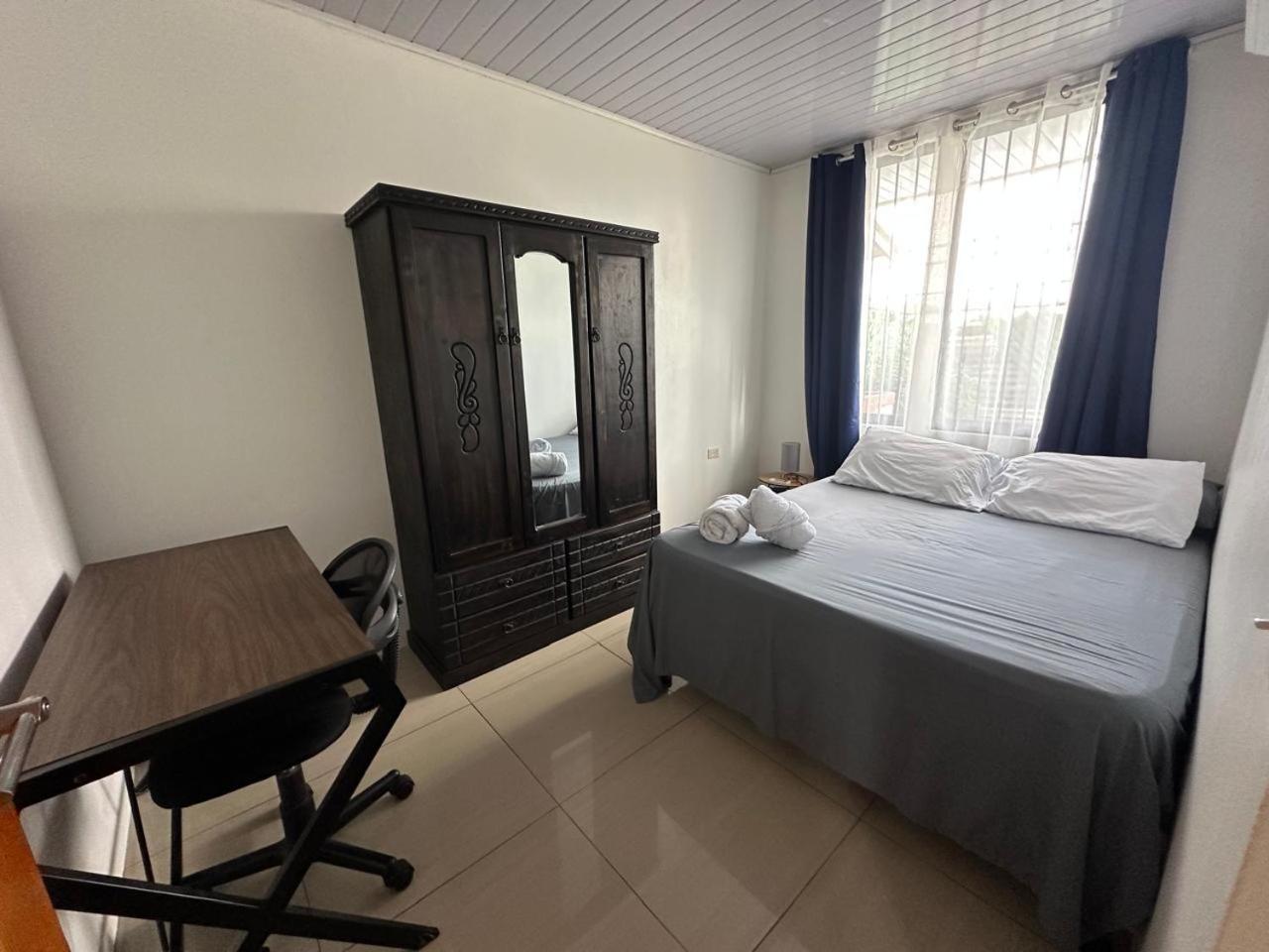 Con Dos Apartment *